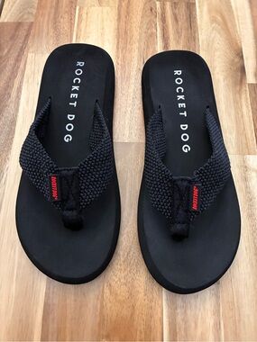 Rocket Dog Sunset Flip Flops Women’s Size 9 Black Sandals Casual Beach